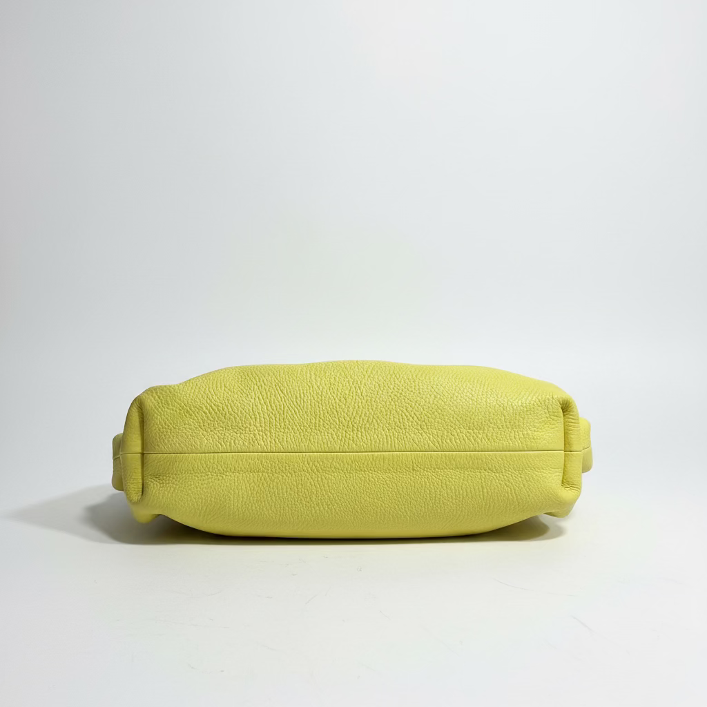 Borsa Pouch in Pelle Martellata