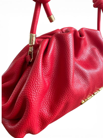 Borsa pouch in pelle martellata,